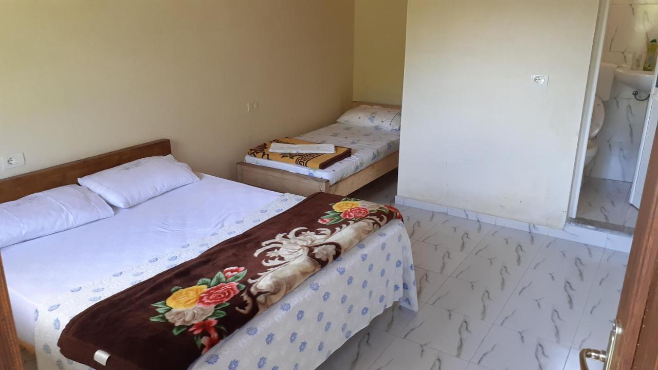 Driti Gh Nderlysa Hotel Shkodër Eksteriør billede
